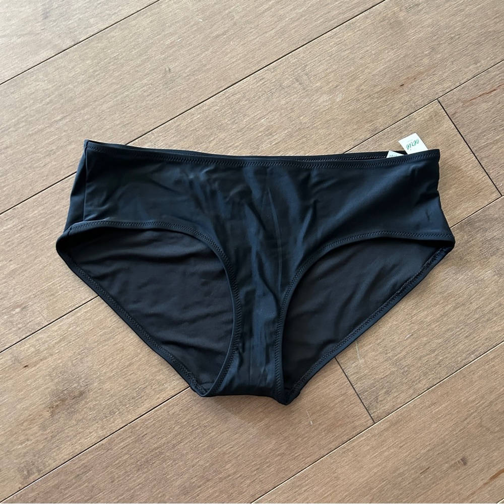Aerie swim bottom NWT 

Comes from smoke and pet free home